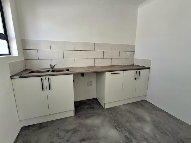 3 Bedroom Property for Sale in Britannia Bay Western Cape